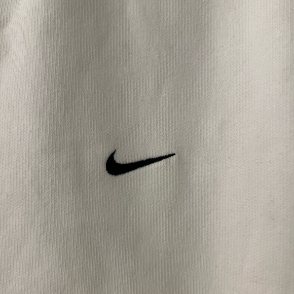 Nike Men's White Crewneck - Picture 2 of 7